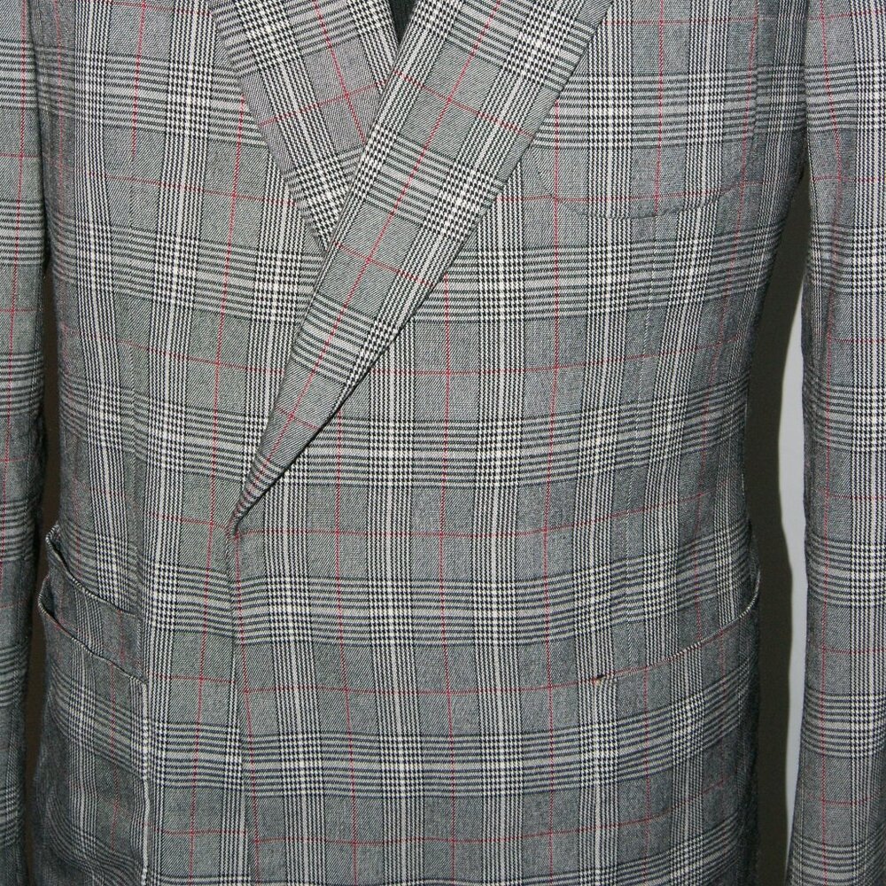 Single Hidden Button Closure Suit - image 6